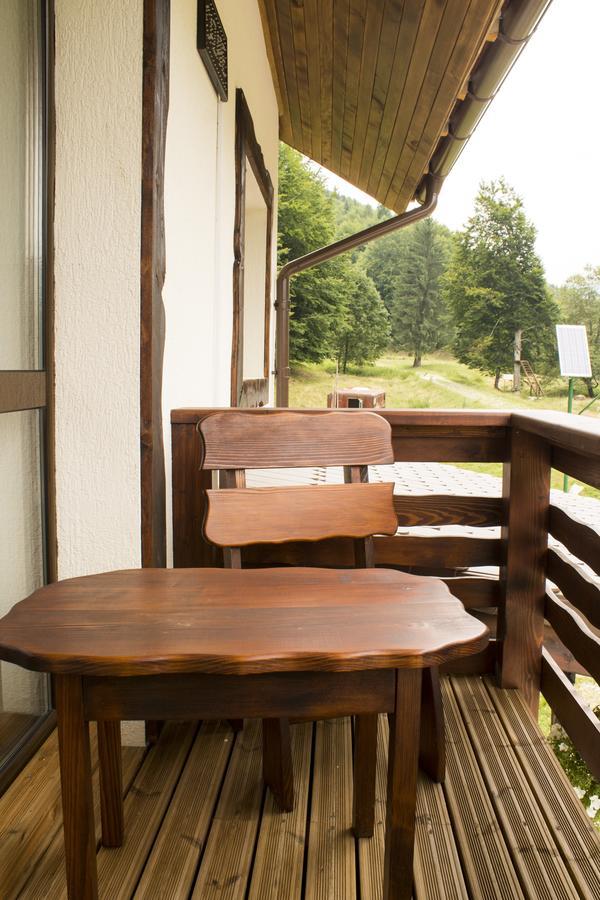 Cabana Barlogul Lupilor Vila Berevoesti Exterior foto