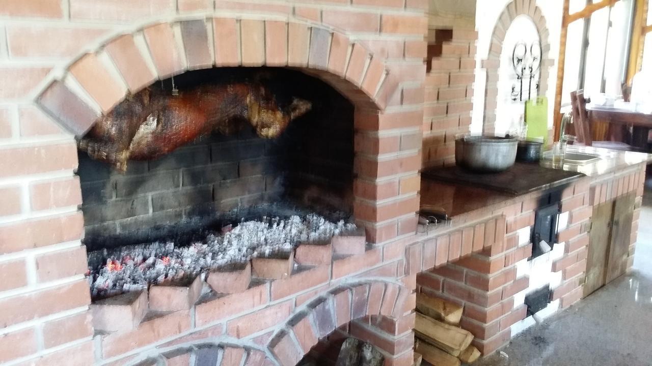 Cabana Barlogul Lupilor Vila Berevoesti Exterior foto
