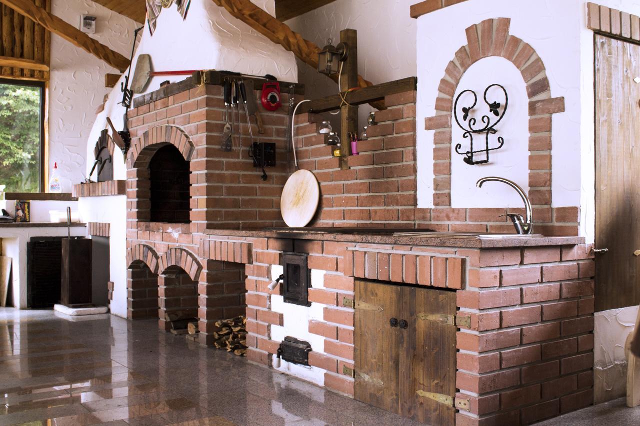 Cabana Barlogul Lupilor Vila Berevoesti Exterior foto